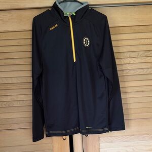 Reebok Boston Bruins half zip pullover